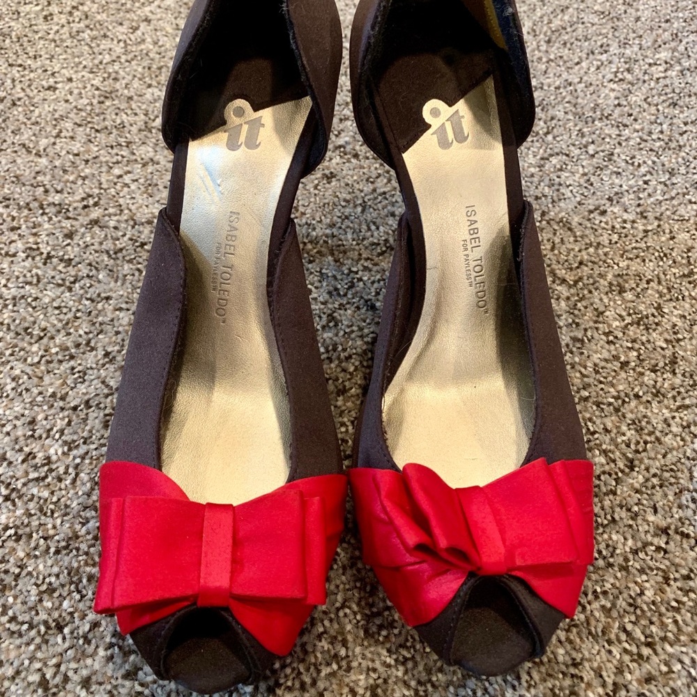 Red bow peep toe heels